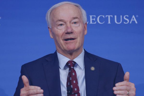 Asa Hutchinson Net Worth